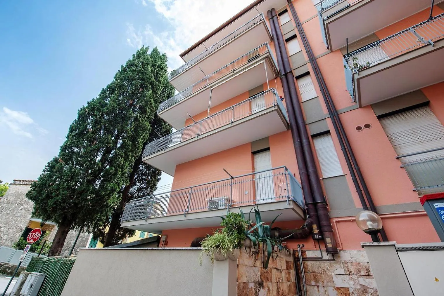 Casa Eugenio By Arenzanohost Apartment Italy